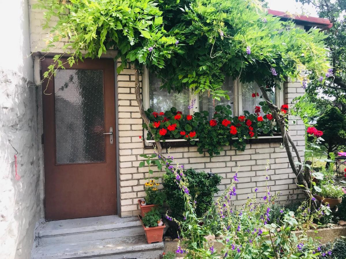 Garden View Apartment Znojmo Kültér fotó